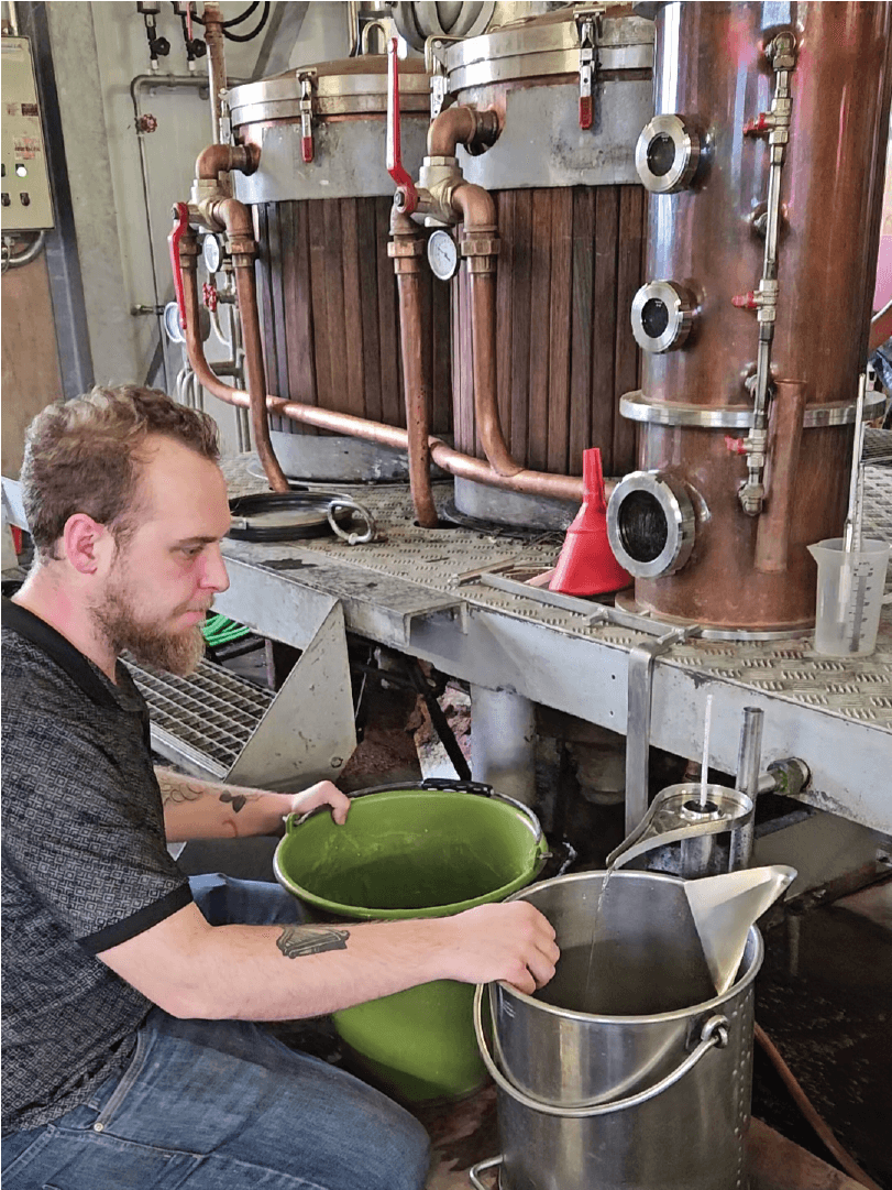Pierre, distillateur à Féchy